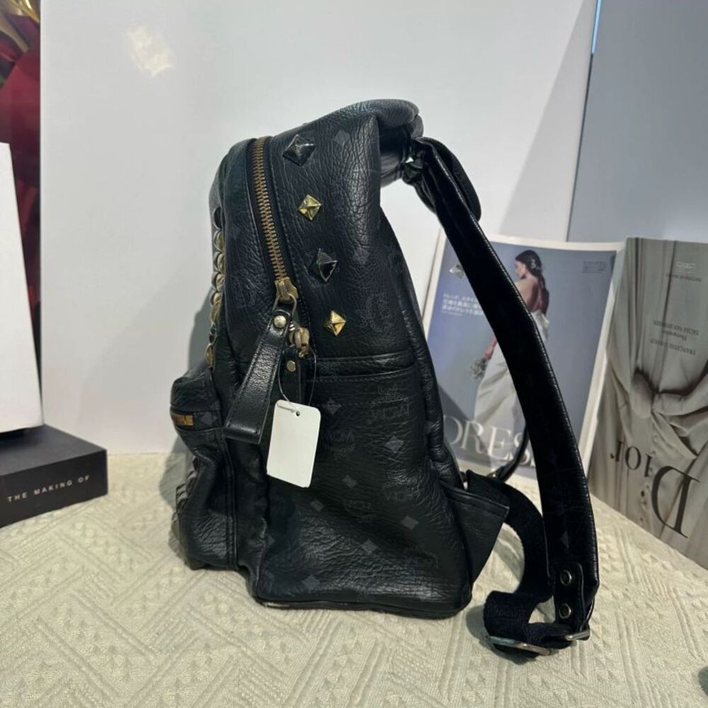 Mcm Women Pre-Loved Bag Very Good Condition - Picture 4 of 6